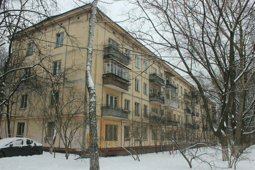 Первая хрущёвка в Москве на улице Гримау, 16